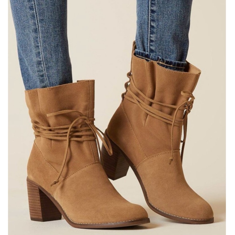 TOMS Mila Leather Boot